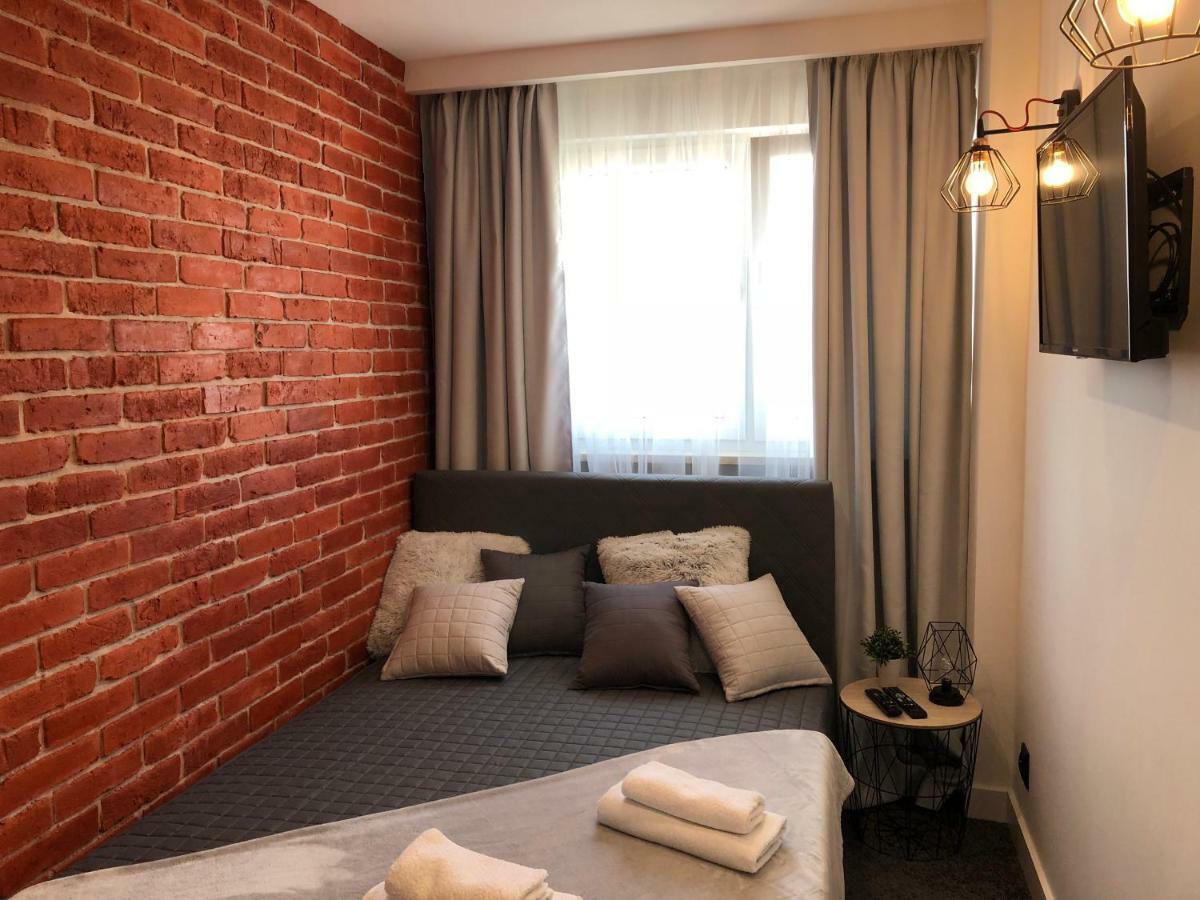 Family & Business Sauna Apartments Rynek Centrum Downtown - 2 Bedroom With Private Sauna, Balcony, Parking Kielce Exterior foto