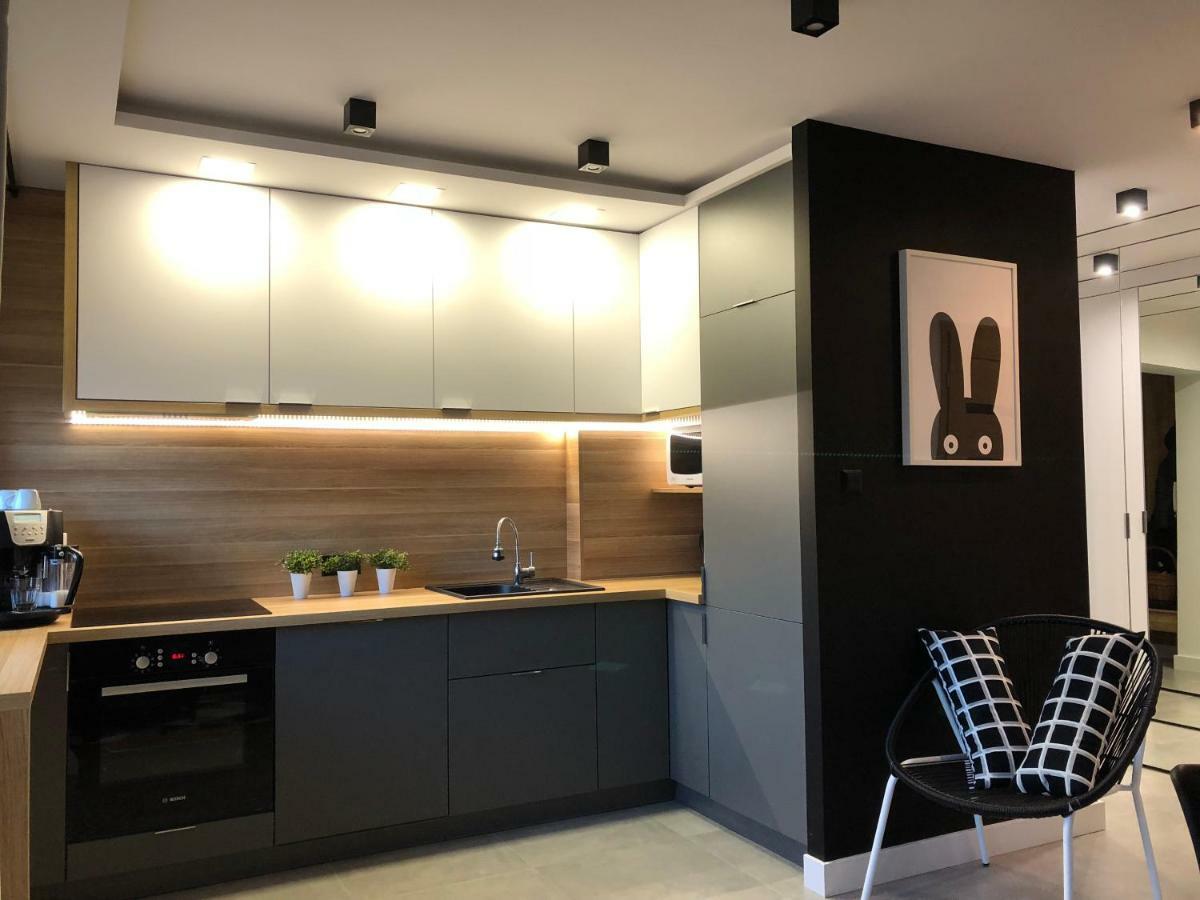 Family & Business Sauna Apartments Rynek Centrum Downtown - 2 Bedroom With Private Sauna, Balcony, Parking Kielce Exterior foto