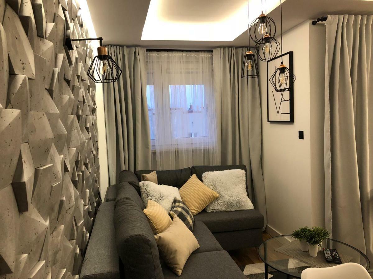Family & Business Sauna Apartments Rynek Centrum Downtown - 2 Bedroom With Private Sauna, Balcony, Parking Kielce Exterior foto